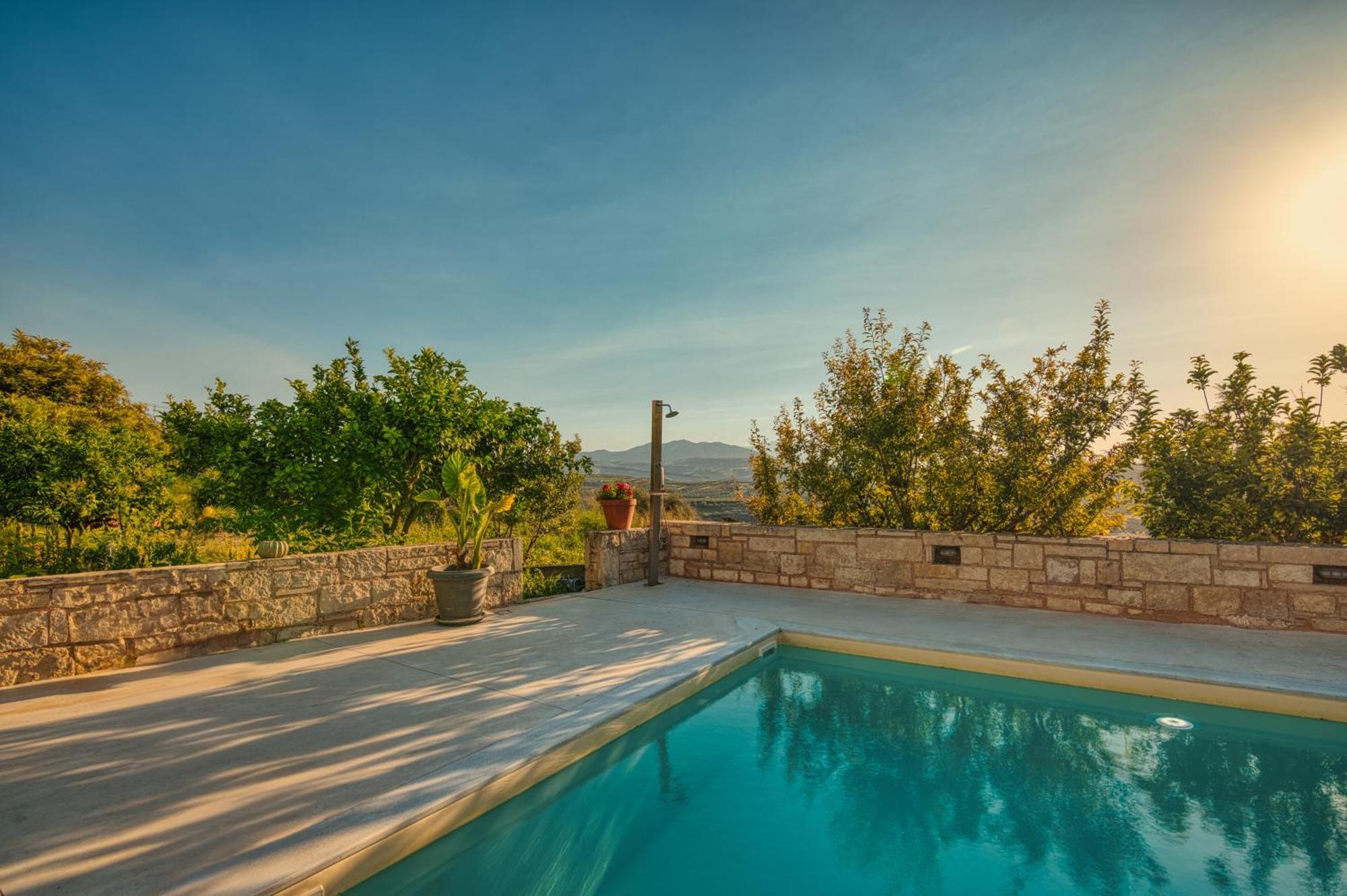 Blue Sky Villa In Crete Epano Vathia Exteriör bild